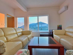 High Sky Apartments
